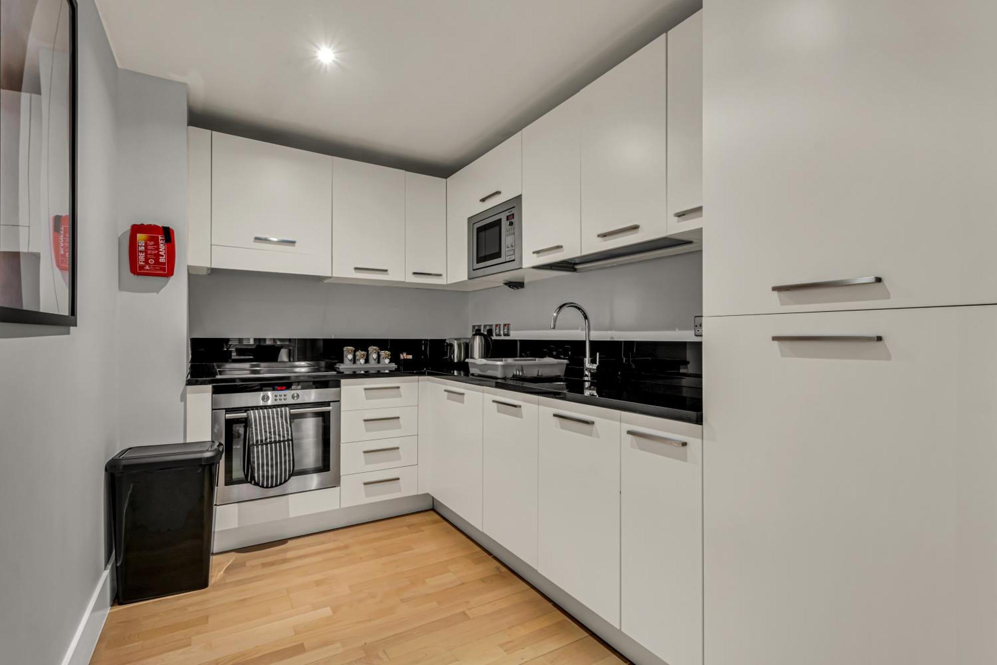 Mysquare One Bedroom Serviced Apartment Near St Paul'S Blackfriars Londres Exterior foto